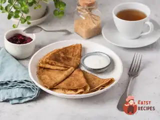 Млинці з соусом «Ягідний компот»