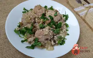 Курячі Фрикадельки З Грибами У Вершках