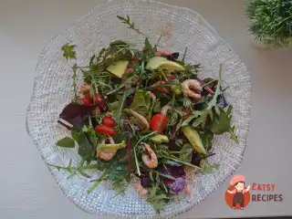 Салат із креветками