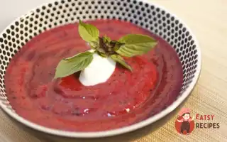 Червоний Фруктовий Суп З Морозивом З Маскарпоне Та М'яТою.