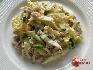 Салат із тунцем