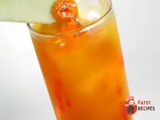 Коктейль з ромом на Хеллоуїн