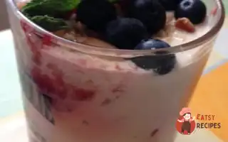 Полуничний Десерт З Сиром, Ваніллю Та Кеш'ю