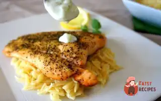 Лосось По-Грецьки З Соусом Дзадзики