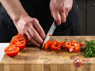 Крок 11: Котлети з капустою з гострим соусом