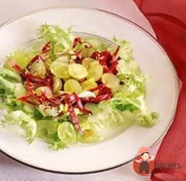 Салат з селерою та виноградом