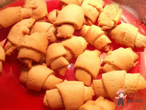Рогаліки з корицею
