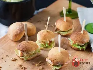 Міні-бургери із сьомгою