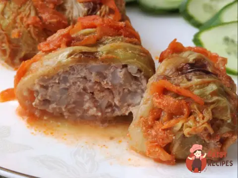 Голубці з пекінської капусти у духовці