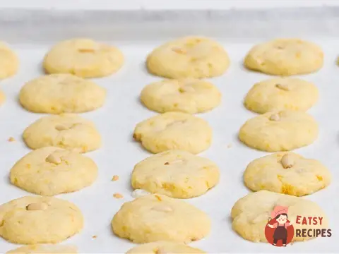 Тістечка з кедровими горіхами без цукру