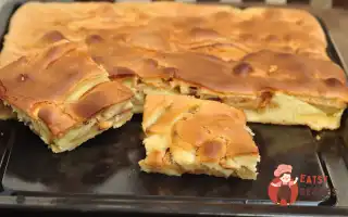 Проста Яблучна Шарлотка