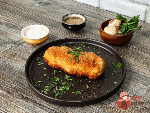 Котлети по-київськи з грибами