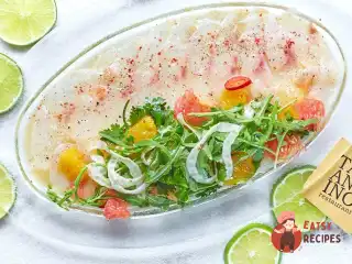 Сибас з цитрусовою сальсою, гранатом та фенхелем