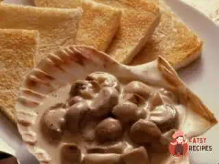 Тости з грибами та вершково-чесночним соусом