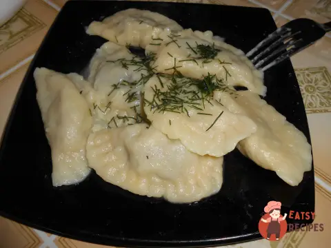 Вареники з картоплею та лісовими грибами