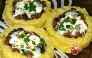 Картопляні Гнізда З Грибами