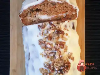 Морквяний торт із вершковим кремом