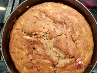 Французький пиріг з цибулею