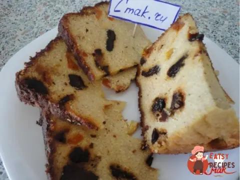 Сир із запеченим чорносливом