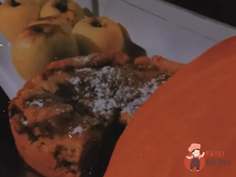 Яблучний пай у мультиварці