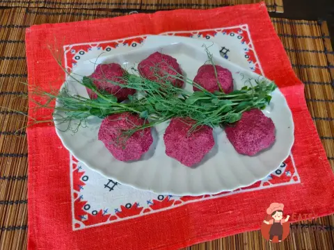 Пхалі з буряком