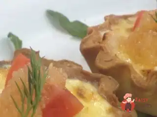 Тарталетки з морепродуктами та щучою ікрою