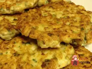 Котлети з курячого фаршу із зеленню