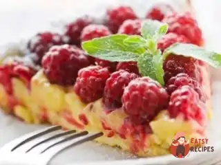 Сирна запіканка зі свіжою малиною