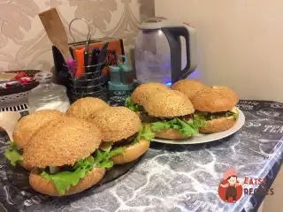 Крабсбургер за рецептом Спанч Боба