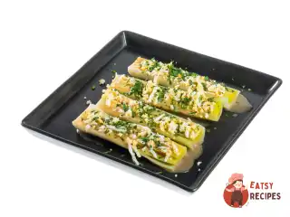 Маринована цибуля з травами