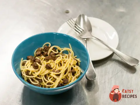 Макарони по-флотськи з яловичим фаршем