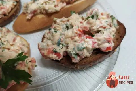 Ніжна закуска з рикотти із запеченими перцями та часником