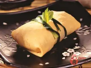 Суші в омлеті