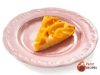 Пиріг з консервованими персиками