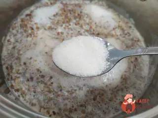 Крок 6: Гречана каша на молоці