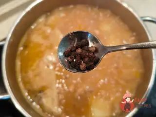 Крок 15: Юшка по-фінськи з вершками