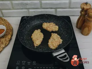 Крок 10: Макарони з рубаними курячими котлетами
