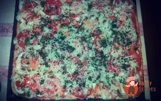 Піца З Печерицями, Помідорами Та Кропом