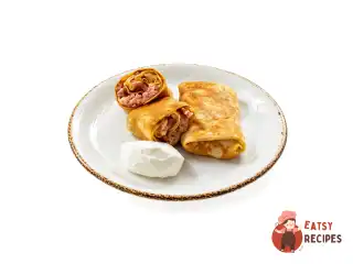 Млинці з сиром і шинкою