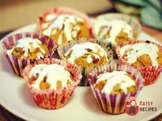 Гарбузові мафіни з йогуртовим кремом