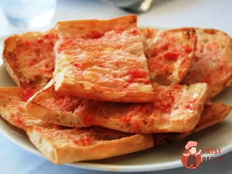 Хліб із помідорами від Арама Мнацаканова (Pan con tomate)