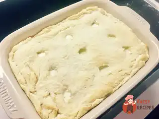 Пиріг з індичкою, кабачком та моцарелою