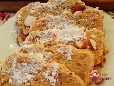 Кукурудзяно-горіховий пиріг