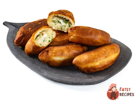 Пиріжки з рисом і яйцем