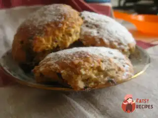 Скони з курагою, шоколадом та апельсиновою цедрою