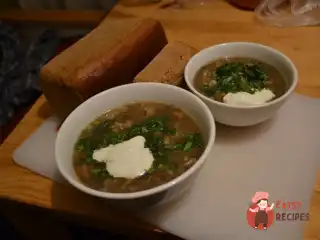Суп з печериць з перловкою