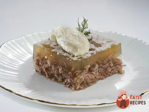 Класичний холодець зі свинини та яловичини