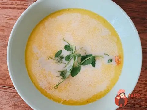Морквяний суп з кокосовими вершками