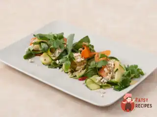 Салат з овочів з азіатською заправкою