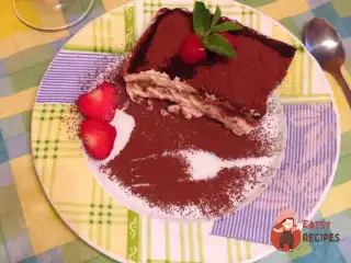Тірамісу з маскарпоне та ромом
